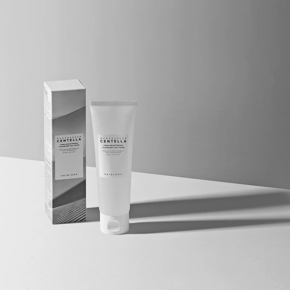 SKIN1004 Madagascar Centella Tone Brightening Cleansing Gel Foam veido prausiklis