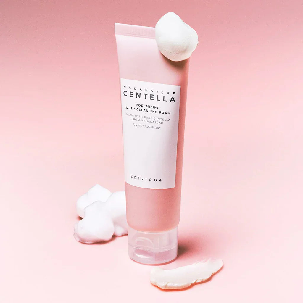 Gesichtsreiniger auf Wasserbasis